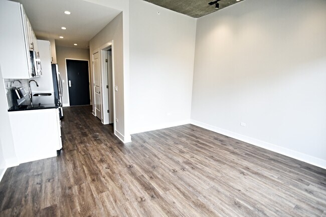 Foto del edificio - 3833 N Broadway
