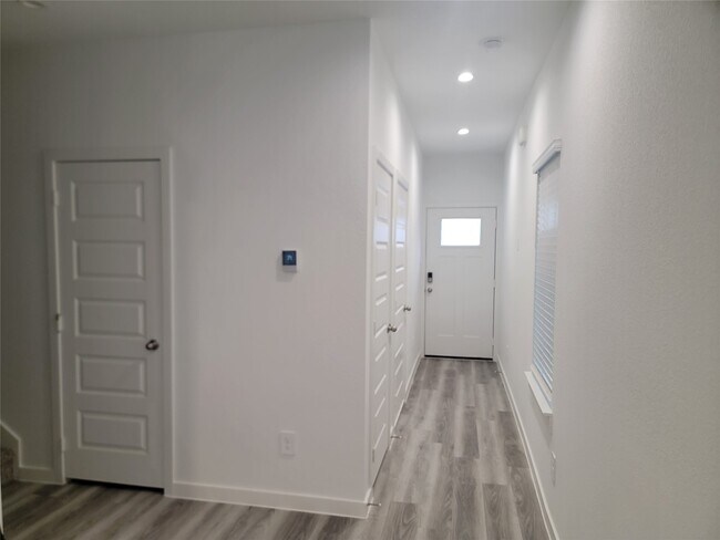 Building Photo - 2819 Milton Ldg Ln