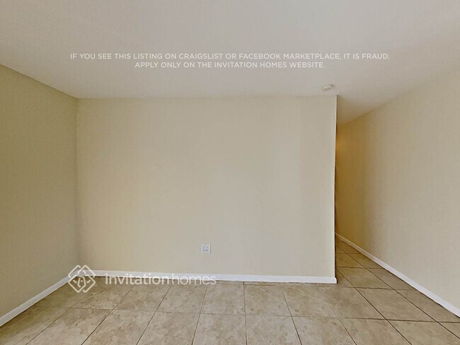 Building Photo - 364 Henthorne Dr