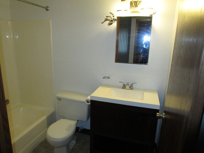 Foto del edificio - 830 S Moore St