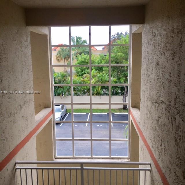 Foto del edificio - 18830 NW 57th Ave