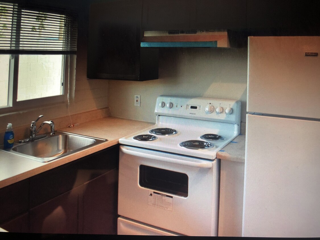 Building Photo - 2510 E Paradise Ln