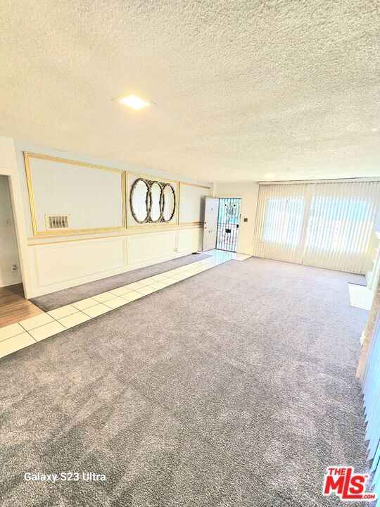 Foto del edificio - 1822 W 78th St
