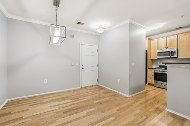 Foto del edificio - 11800 Old Georgetown Rd