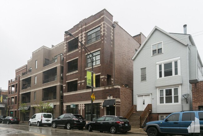 Foto del edificio - 1437 W Belmont Ave