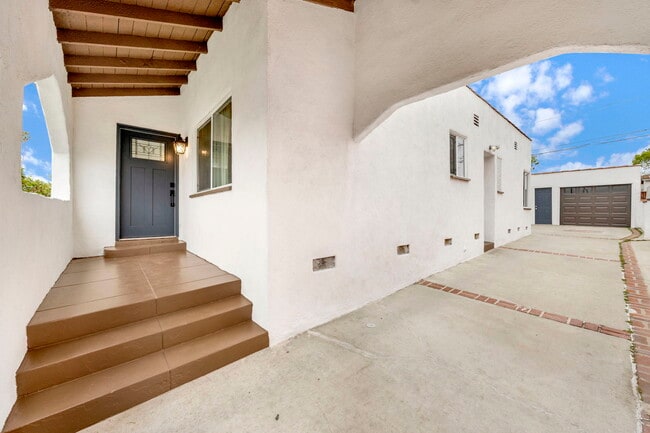 Building Photo - 6707 4th Ave
