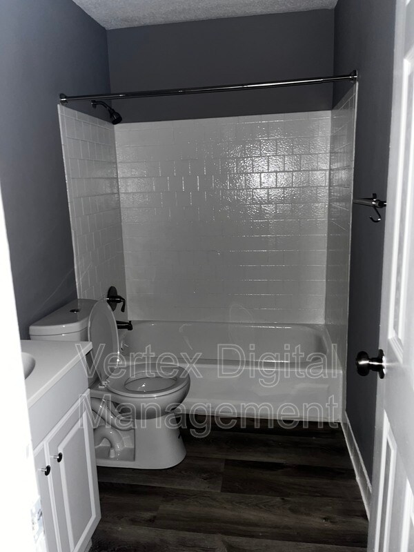 Foto del edificio - 4551 Narrow Lane Rd