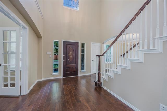 Building Photo - 2739 Middleton Dr