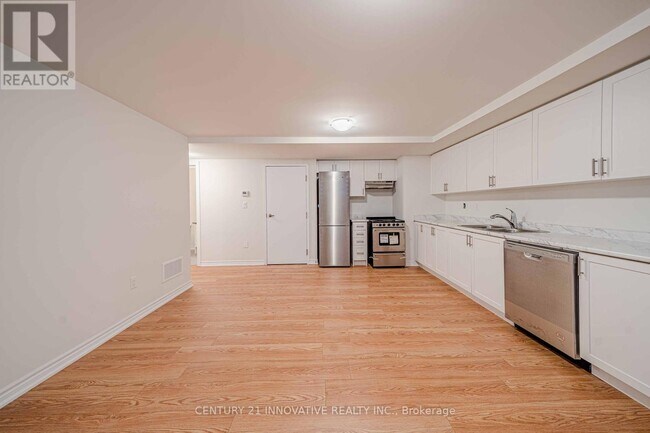 Building Photo - 137 Terry Fox Dr