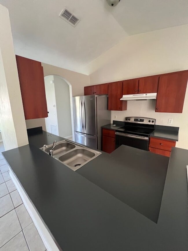 Photo - 816 Grove Ave House