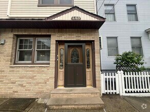 Building Photo - 148 Avenue F