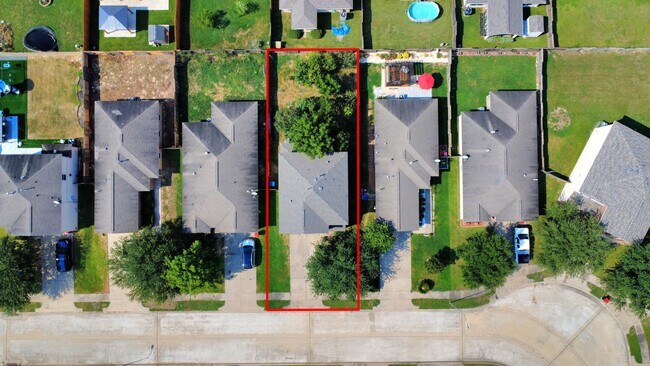 Foto del edificio - 26914 Springflight Ln