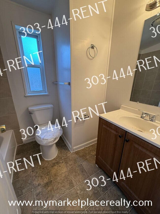 Foto del edificio - Spacious 3 Bedrooms and 2 bathroom home!!!
