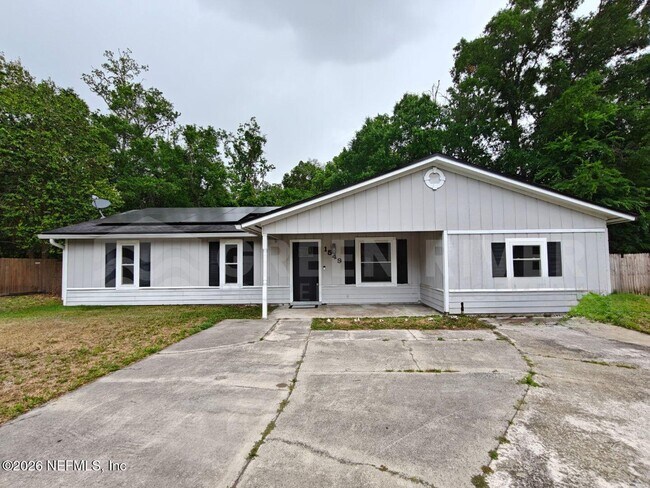 Building Photo - 1549 Sonoma Ct