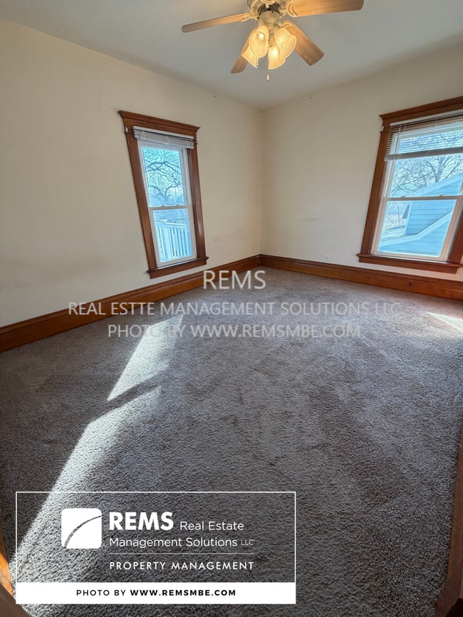 Foto del edificio - 203 S Albert Ave