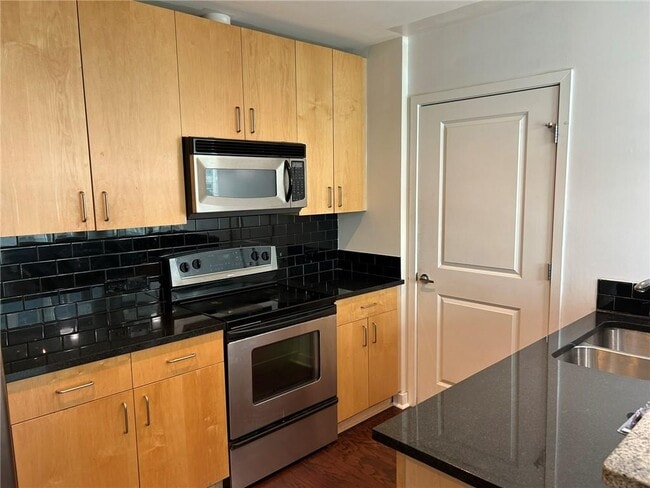 Foto del edificio - 361 17th St