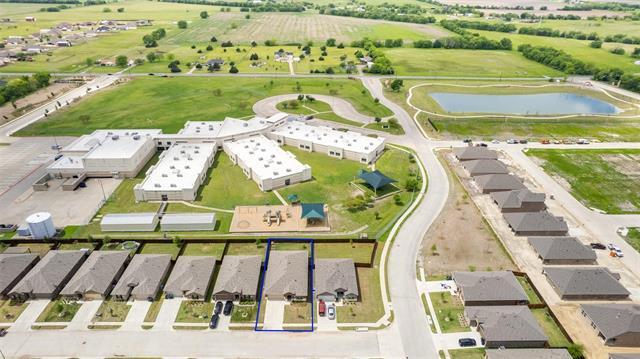Building Photo - 121 Admiral Ln