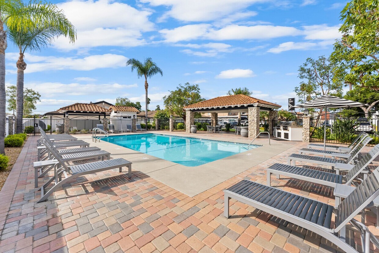 Foto principal - Stonybrook Apartment Homes