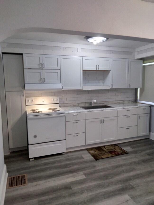 Foto del edificio - 961 87th Ave W