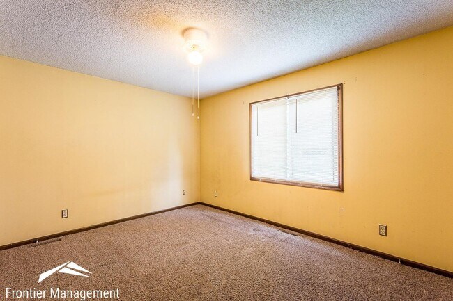 Foto del edificio - Beautiful 2 Bedroom Duplex located in West Manhattan!