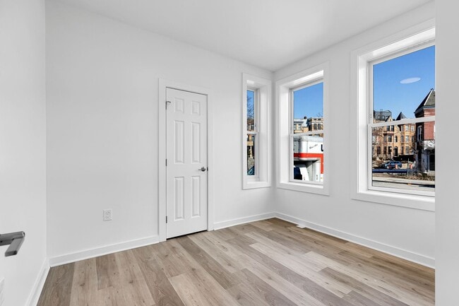 Foto del edificio - 1712 3rd St NW