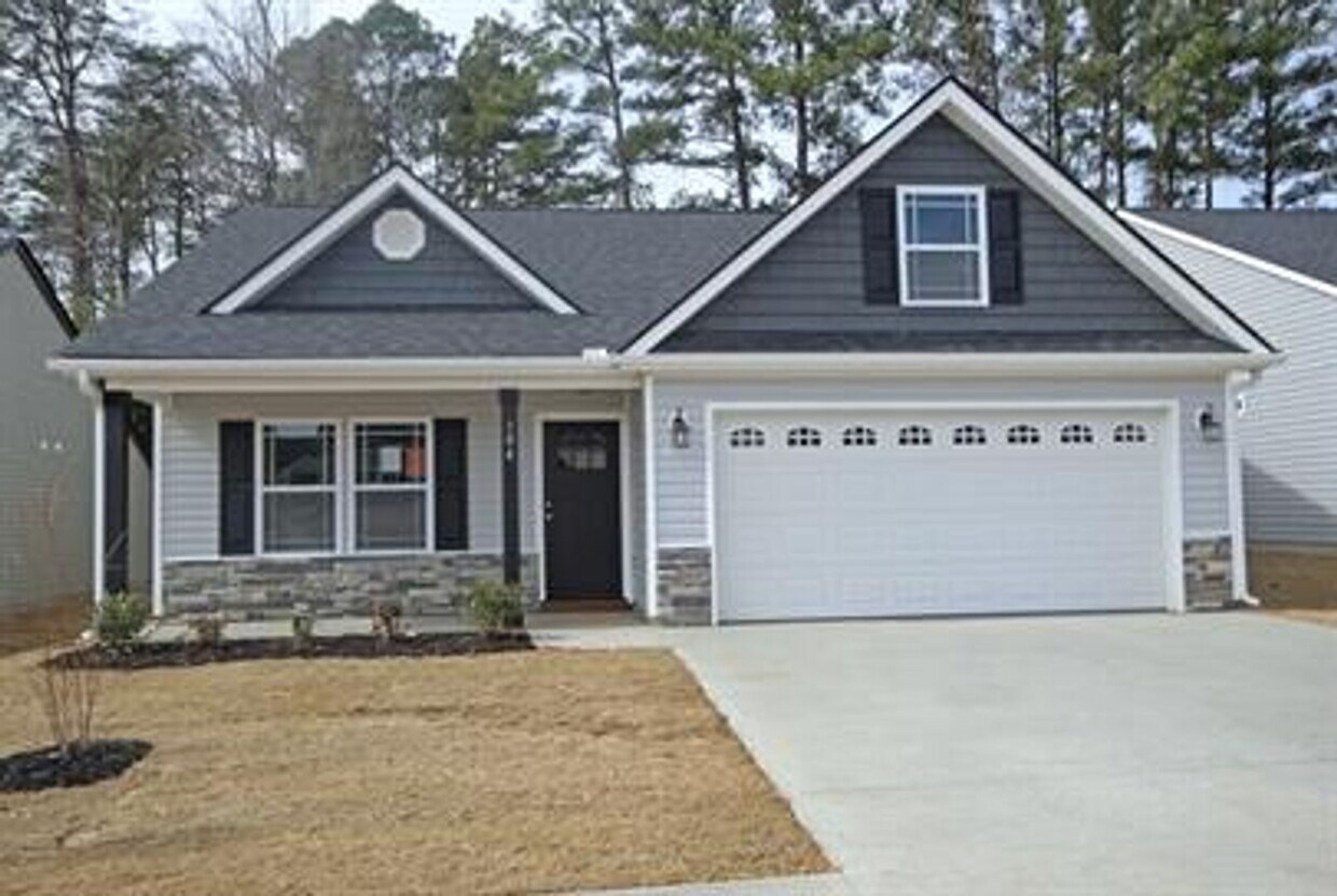 Foto principal - Spacious 3/2 Move In Ready Now!
