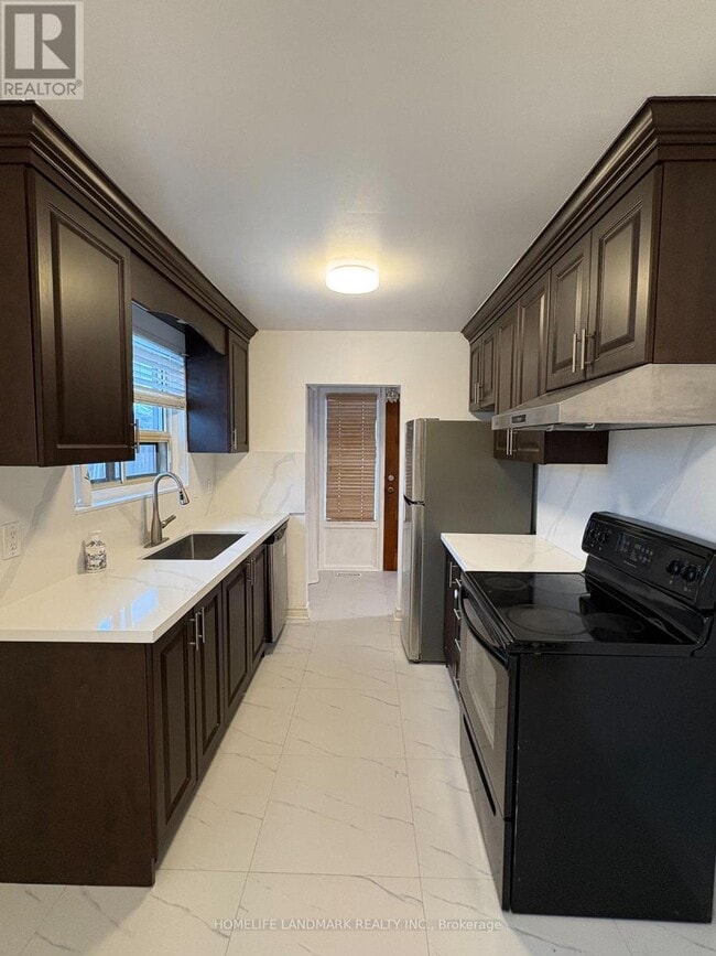 Building Photo - 1233 Fairdale Dr