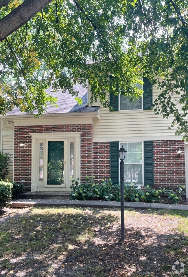 Building Photo - 1150 Coldspring Rd