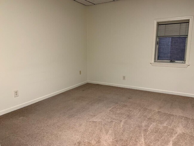 Photo - 226 W Michigan Ave Apartment