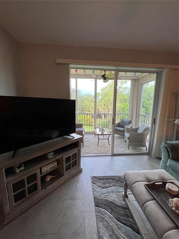 Building Photo - 9630 Club S Cir