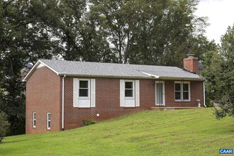 Building Photo - 930 Claudius Ct