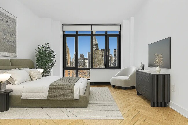 Building Photo - 49 E 34th St