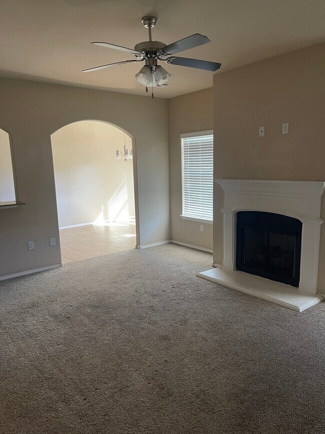 Foto del edificio - 14753 South Lakewood Ave. Bixby, OK 74008