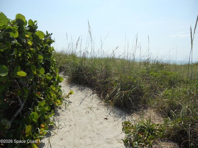 Foto del edificio - 4000 Ocean Beach Blvd