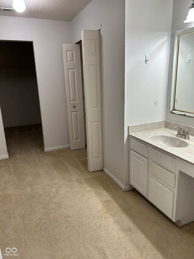 Building Photo - 14229 Weeping Cherry Dr
