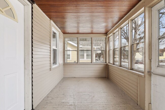Building Photo - 1119 Matilda St