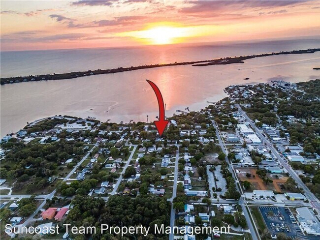 Foto del edificio - 2 br, 1.5 bath House - 120 Magnolia Ave