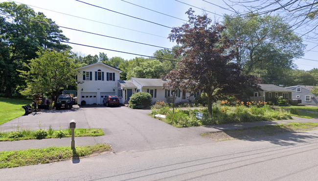 Foto del edificio - Spacious Single Family Rental in Haverhill