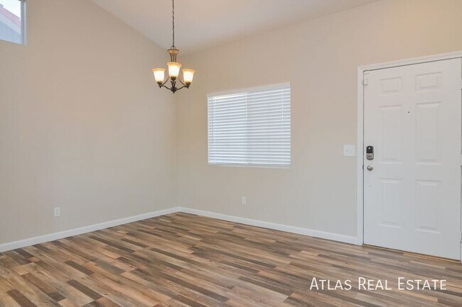 Foto del edificio - 6044 Pele St