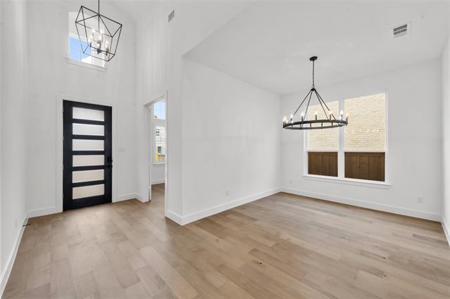 Foto del edificio - 15577 Desert Broom Rd