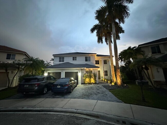 Building Photo - 1063 Sunflower Cir