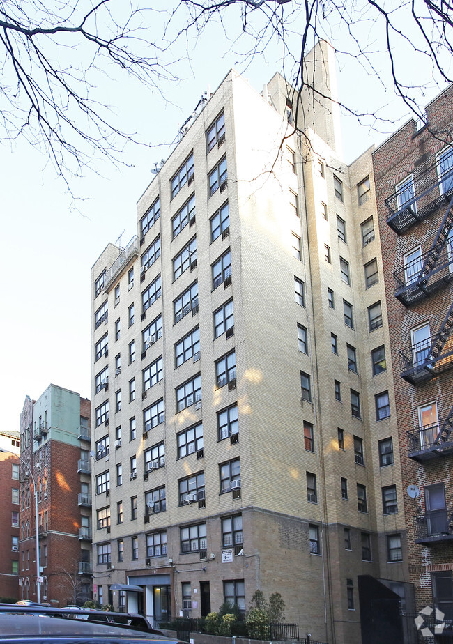 Building Photo - 65 East 19th St