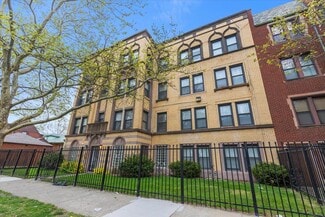 Building Photo - 1934 E 74th St