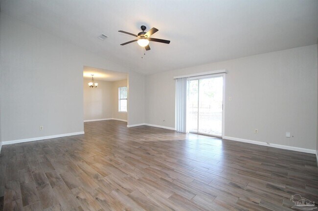 Foto del edificio - 4929 Randee Cir