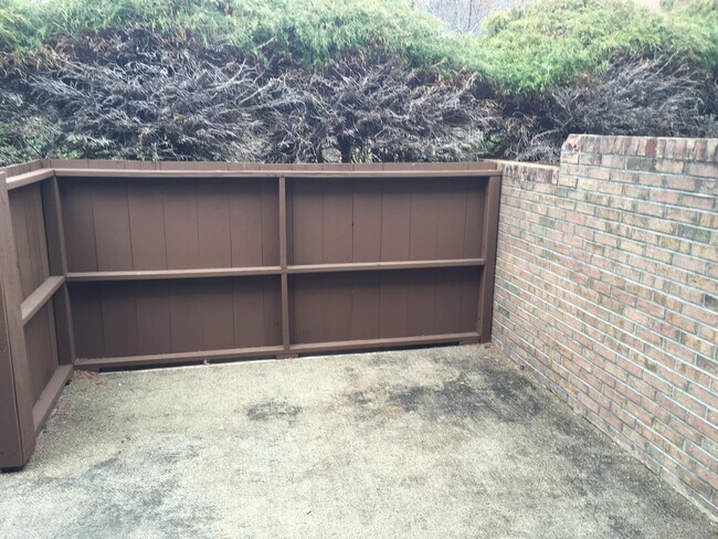 Patio - 508 Auten Rd