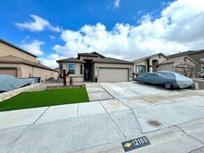 Building Photo - 12160 Cherry Wood Ln