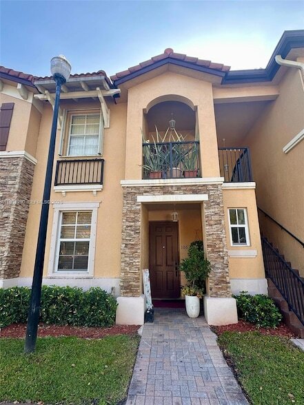 Foto del edificio - 3390 NE 13th Cir Dr