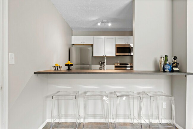 Foto del edificio - 10524 Clifton Blvd