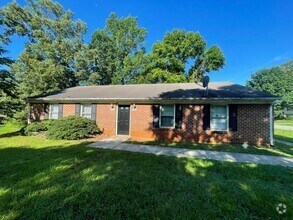Building Photo - 933 Grand Arbre Dr
