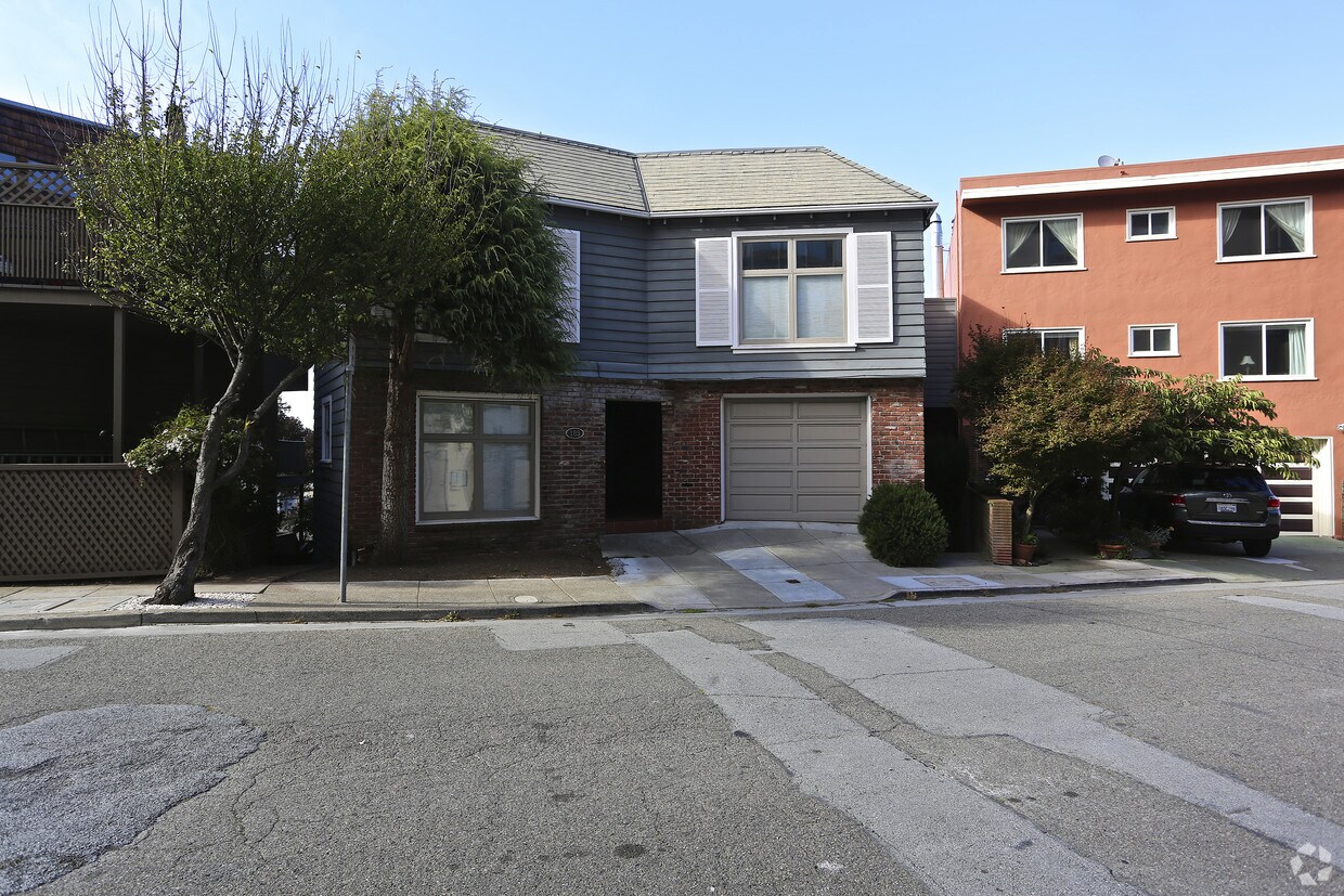 Building Photo - 185 Graystone Ter